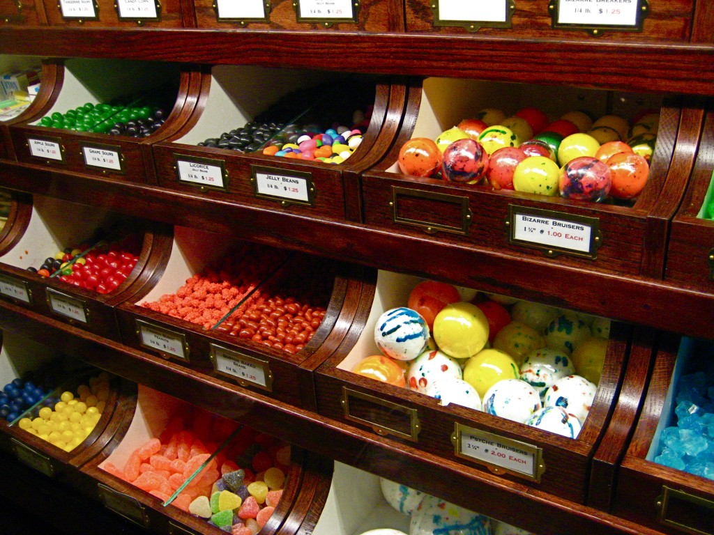Gobstopper Candy Case